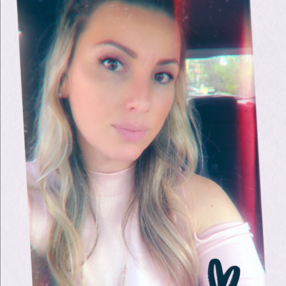 Meet your Posher, Jaclyn